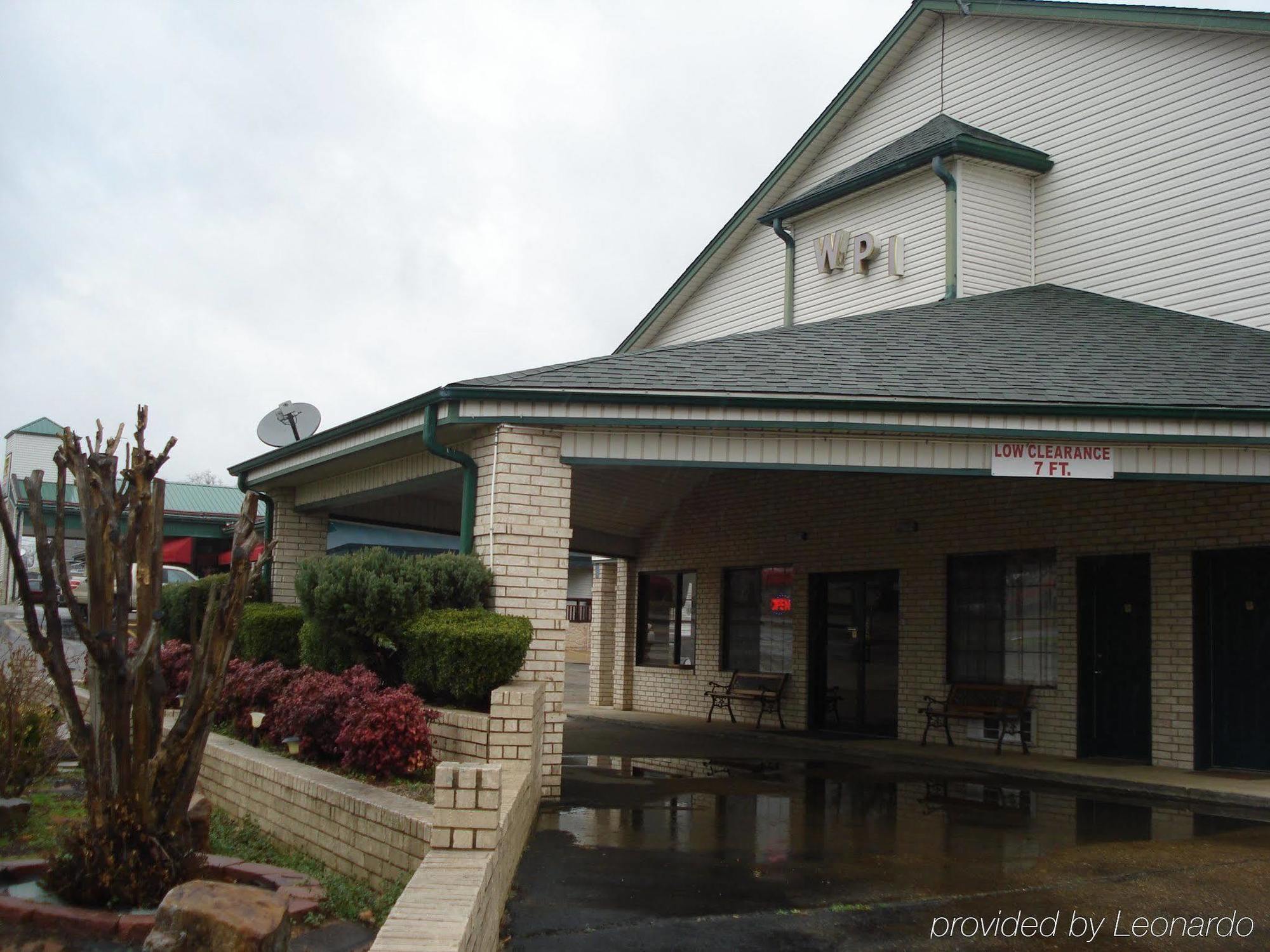 Western Plaza Inn De Queen Exterior photo